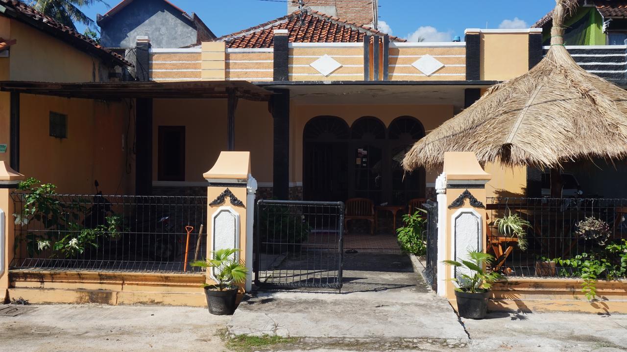 Arriani Homestay Каримунджава Екстериор снимка